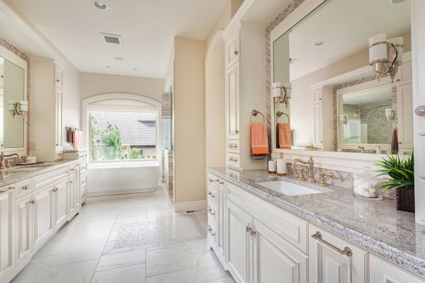 Bathroom Cabinet Repair in Grapevine