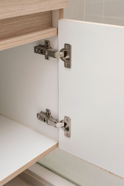 Cabinet Hardware Assembly in Grapevine