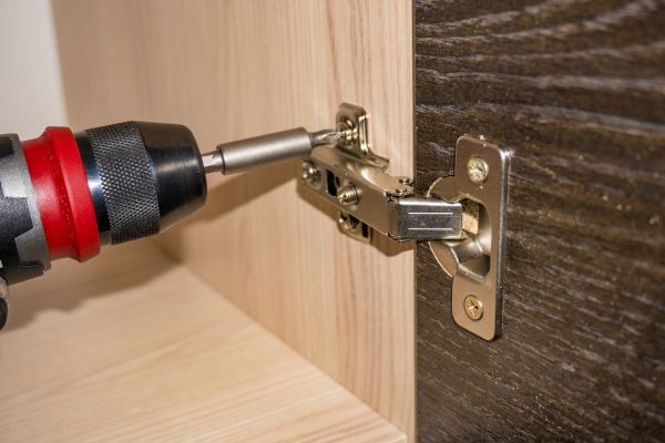 Cabinet Hinge Replacement in Grapevine